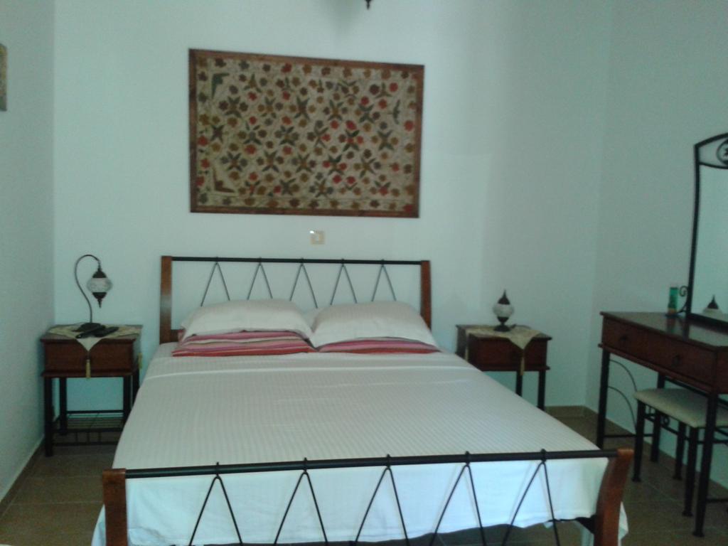 Maria'S Apartments Megisti Luaran gambar